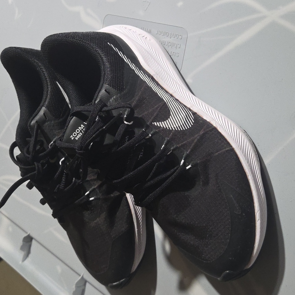 WMNS Nike Zoom Winflo Fits 8.5